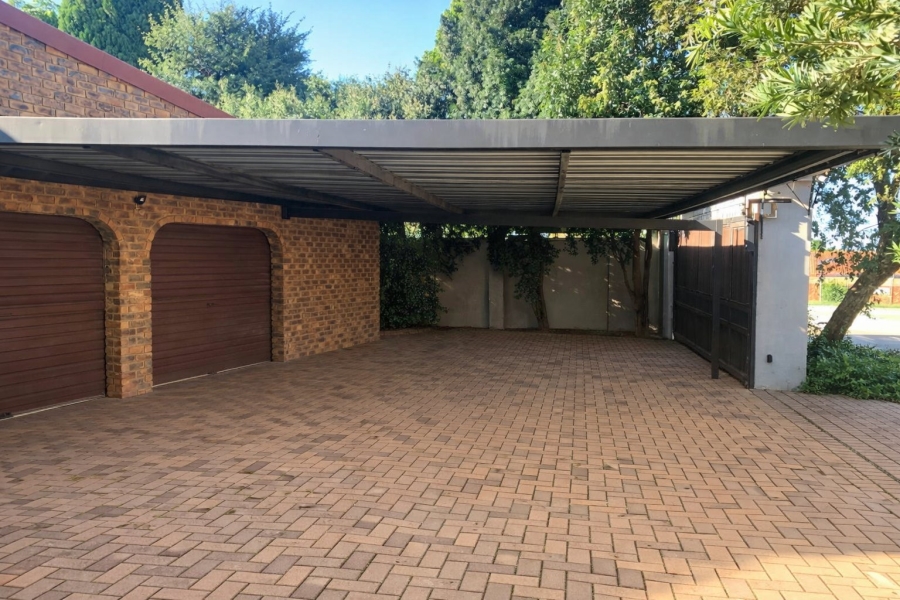 3 Bedroom Property for Sale in Elardus Park Gauteng
