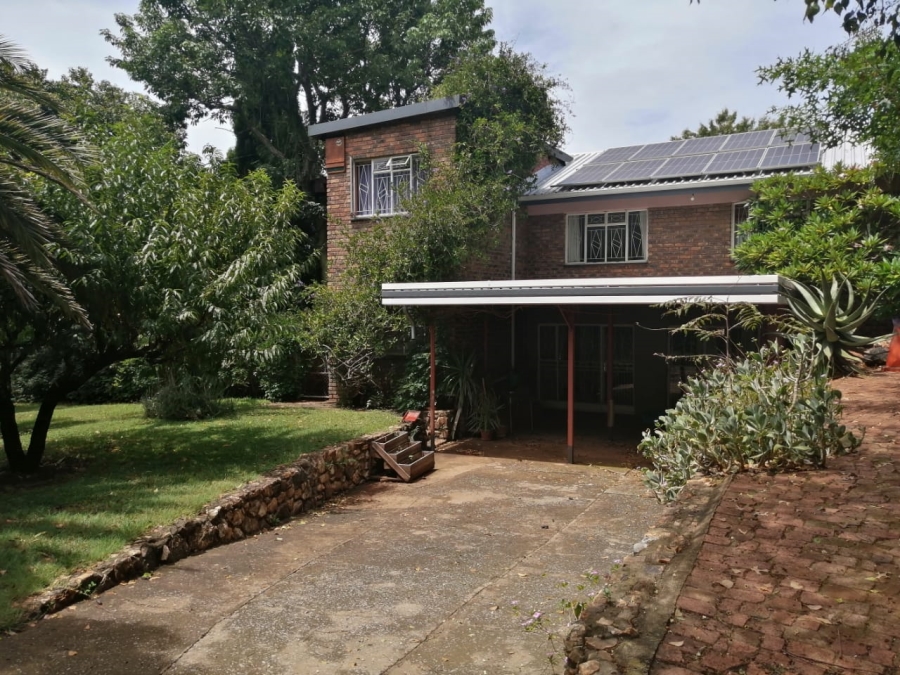 5 Bedroom Property for Sale in Valhalla Gauteng