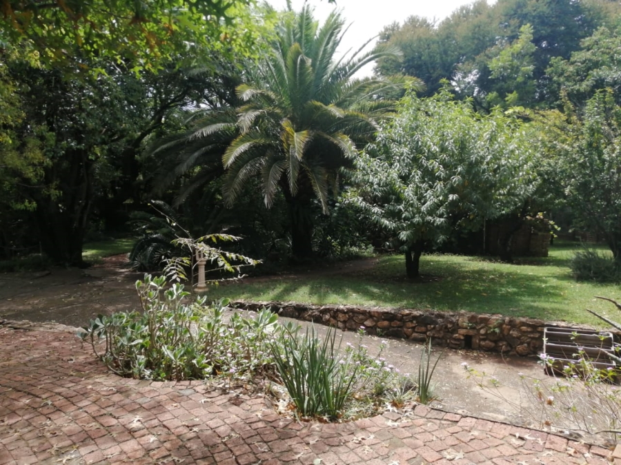 5 Bedroom Property for Sale in Valhalla Gauteng