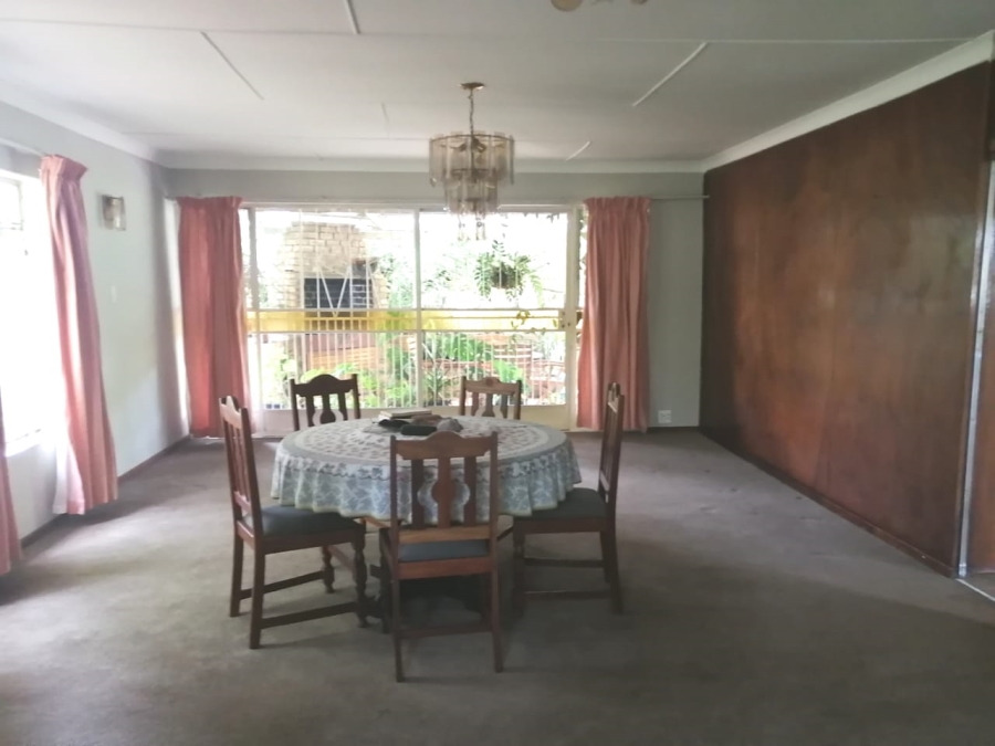 5 Bedroom Property for Sale in Valhalla Gauteng