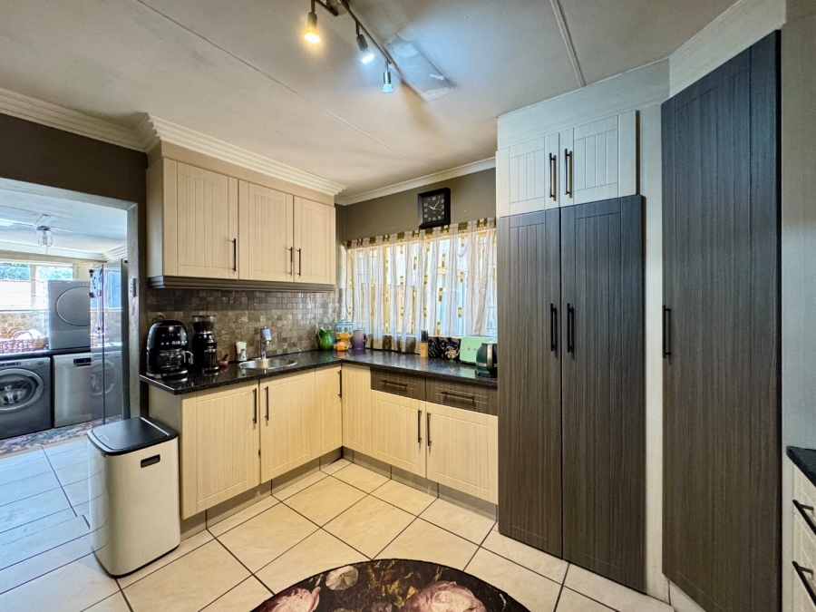 3 Bedroom Property for Sale in Lyttelton Manor Gauteng