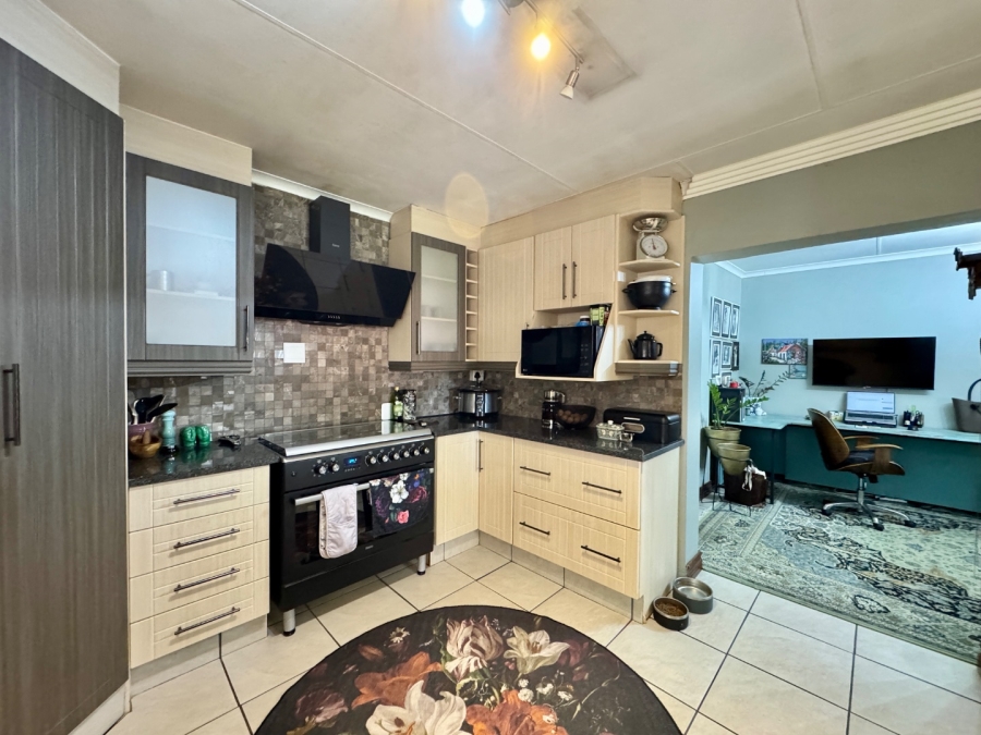 3 Bedroom Property for Sale in Lyttelton Manor Gauteng