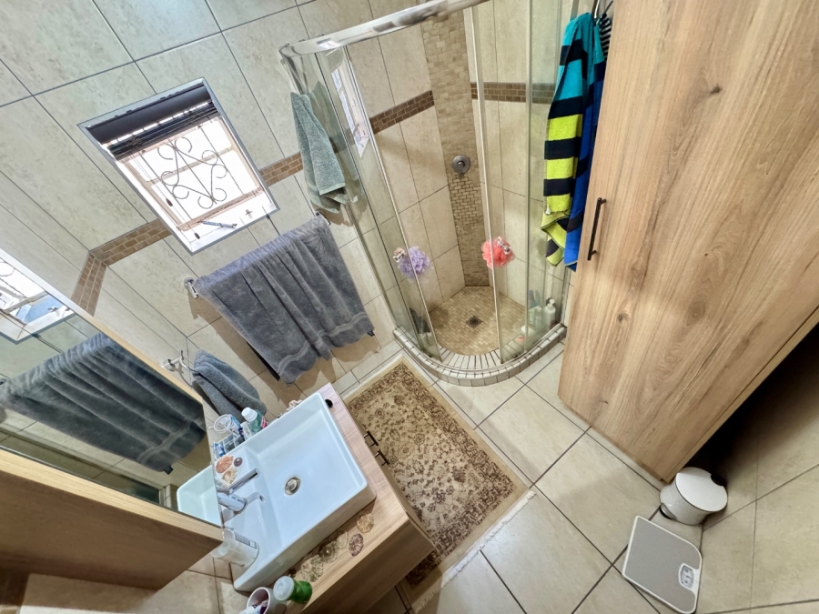 3 Bedroom Property for Sale in Lyttelton Manor Gauteng