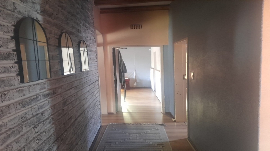 3 Bedroom Property for Sale in Vanderbijlpark SE 7 Gauteng