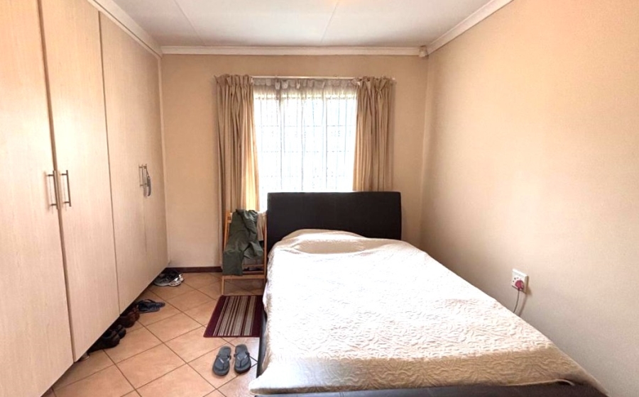  Bedroom Property for Sale in Eco Park Gauteng
