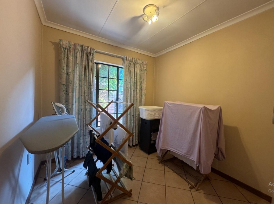  Bedroom Property for Sale in Eco Park Gauteng
