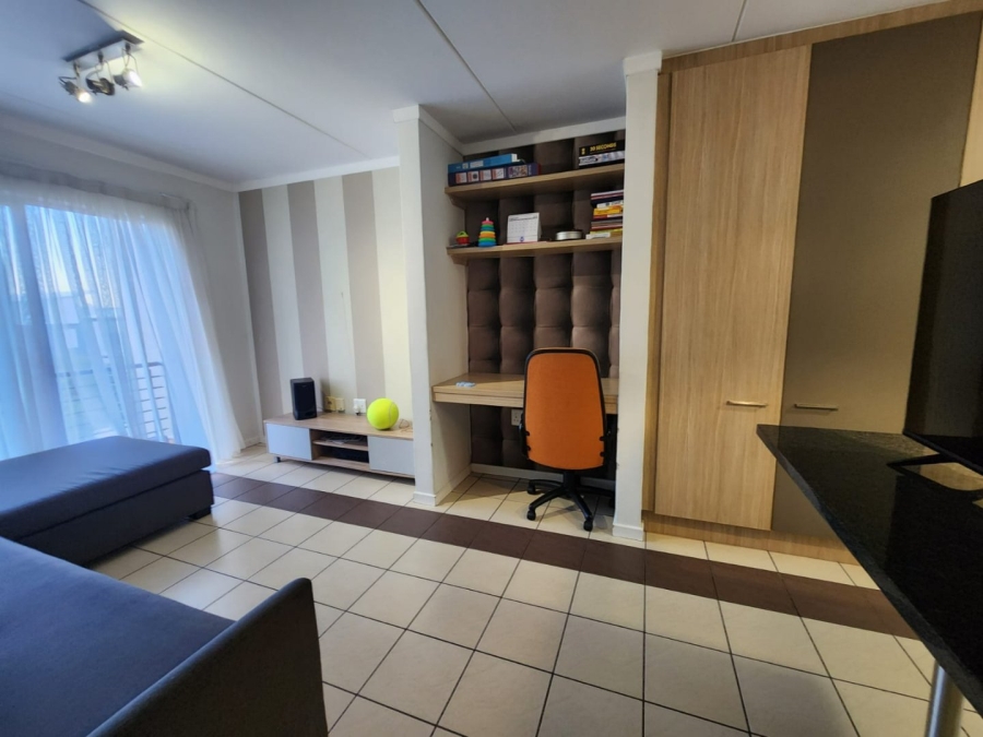 To Let 2 Bedroom Property for Rent in Dainfern Gauteng