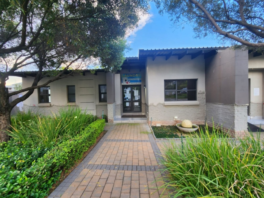 To Let 2 Bedroom Property for Rent in Dainfern Gauteng