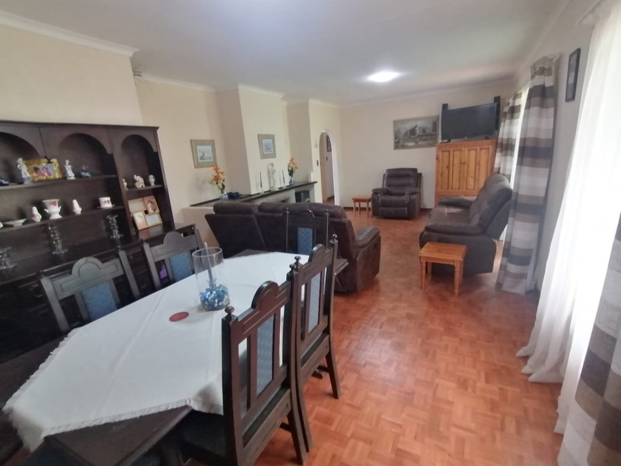 3 Bedroom Property for Sale in Farrarmere Gauteng