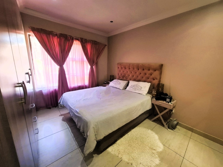 2 Bedroom Property for Sale in Equestria Gauteng