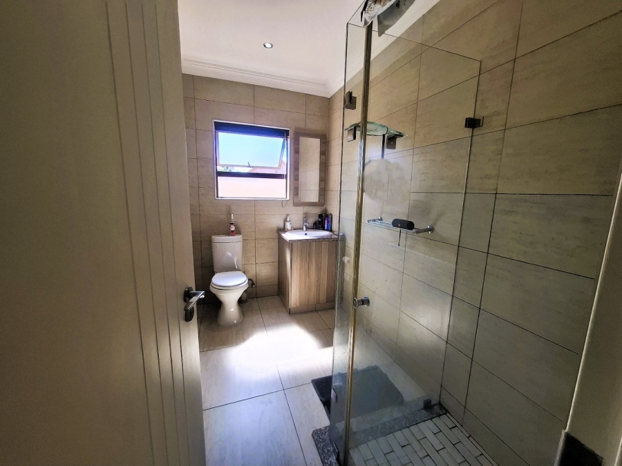 2 Bedroom Property for Sale in Equestria Gauteng