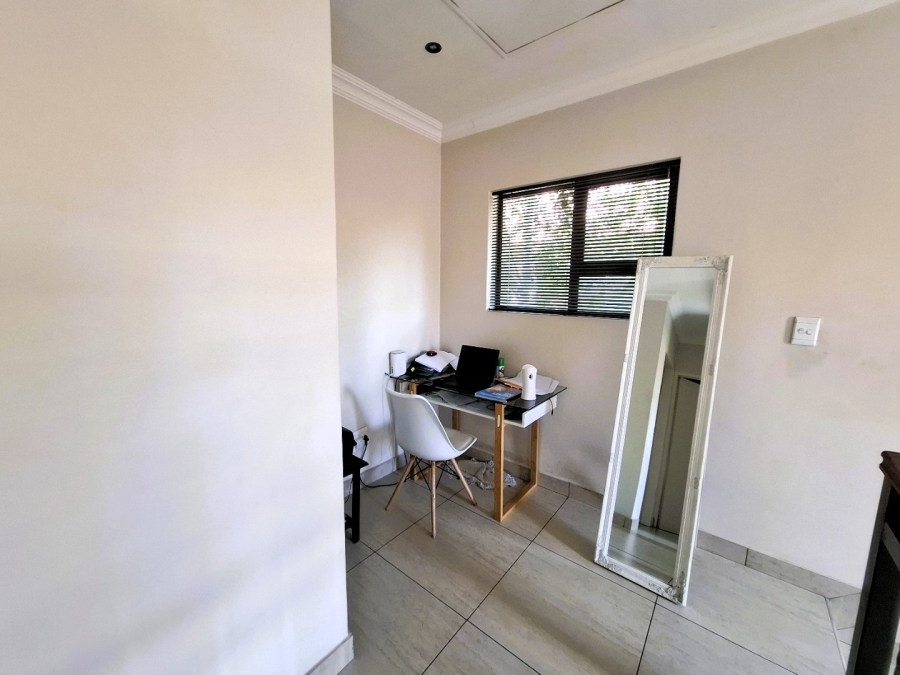 2 Bedroom Property for Sale in Equestria Gauteng