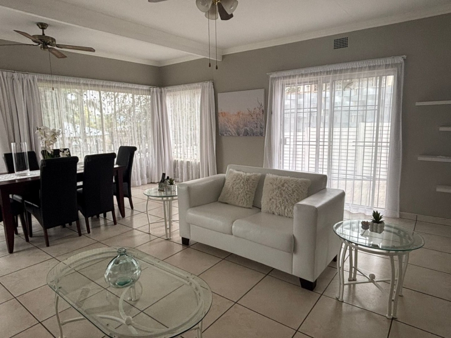 3 Bedroom Property for Sale in Mountain View Gauteng