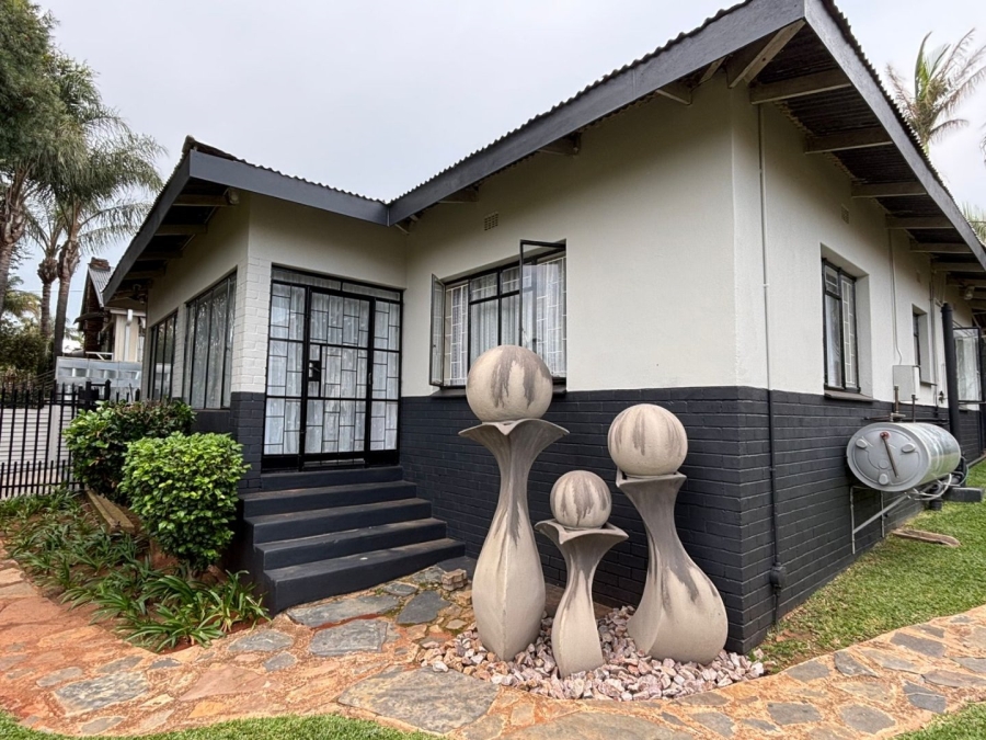 3 Bedroom Property for Sale in Mountain View Gauteng