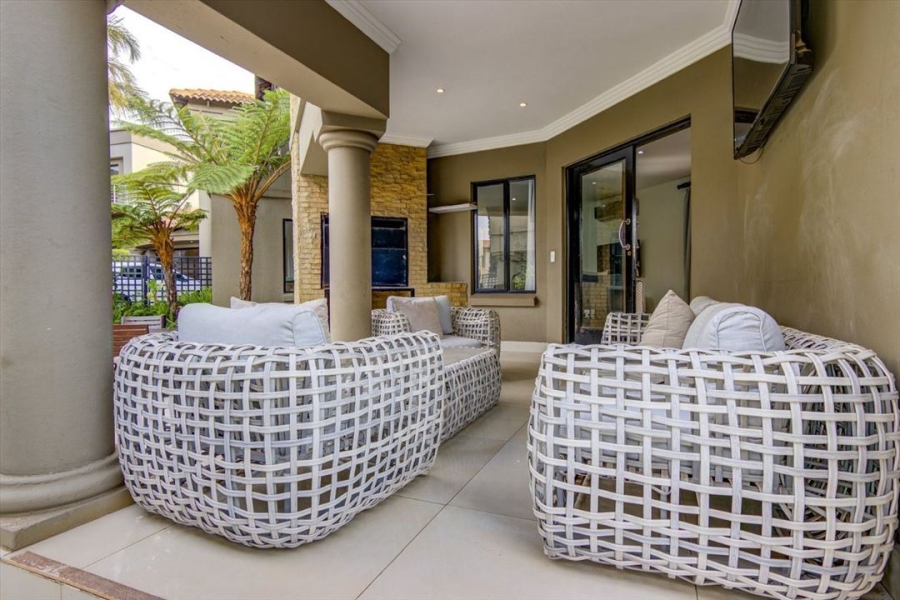 4 Bedroom Property for Sale in Glen Erasmia Gauteng