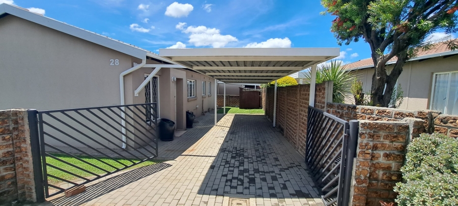 3 Bedroom Property for Sale in Eden Glen Gauteng
