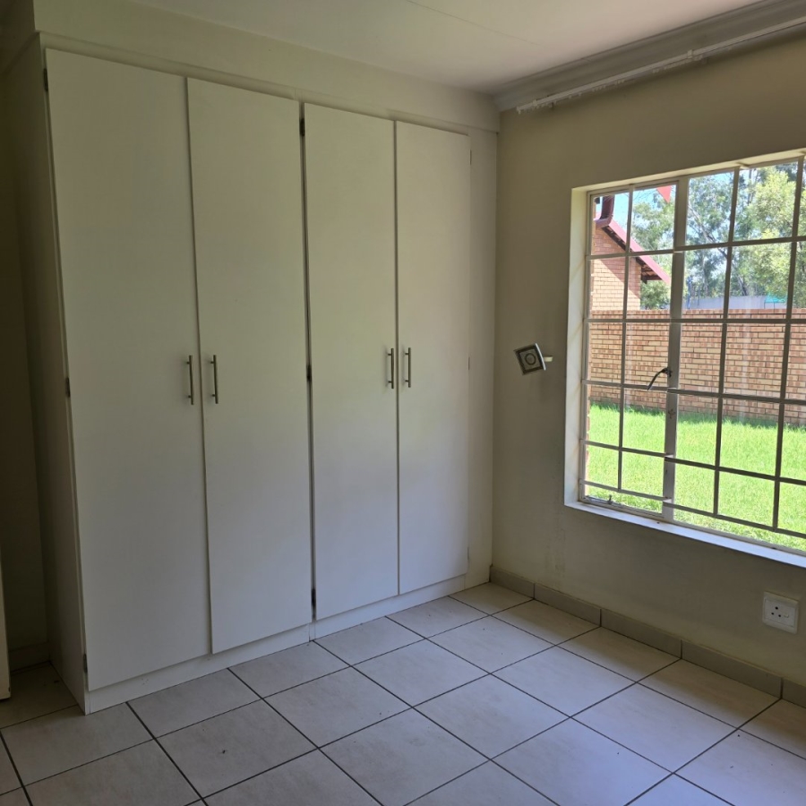 2 Bedroom Property for Sale in Equestria Gauteng