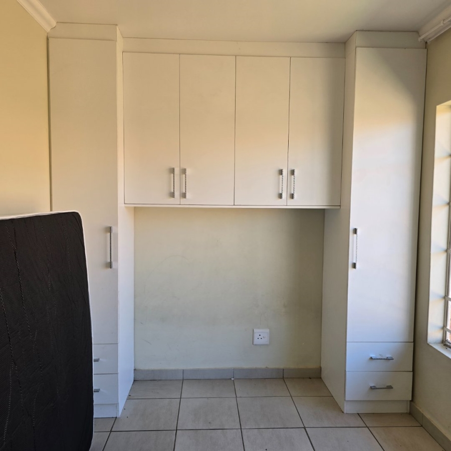 2 Bedroom Property for Sale in Equestria Gauteng
