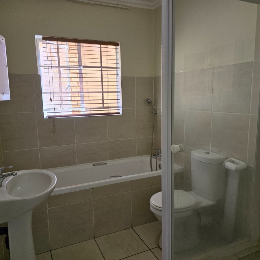 2 Bedroom Property for Sale in Equestria Gauteng