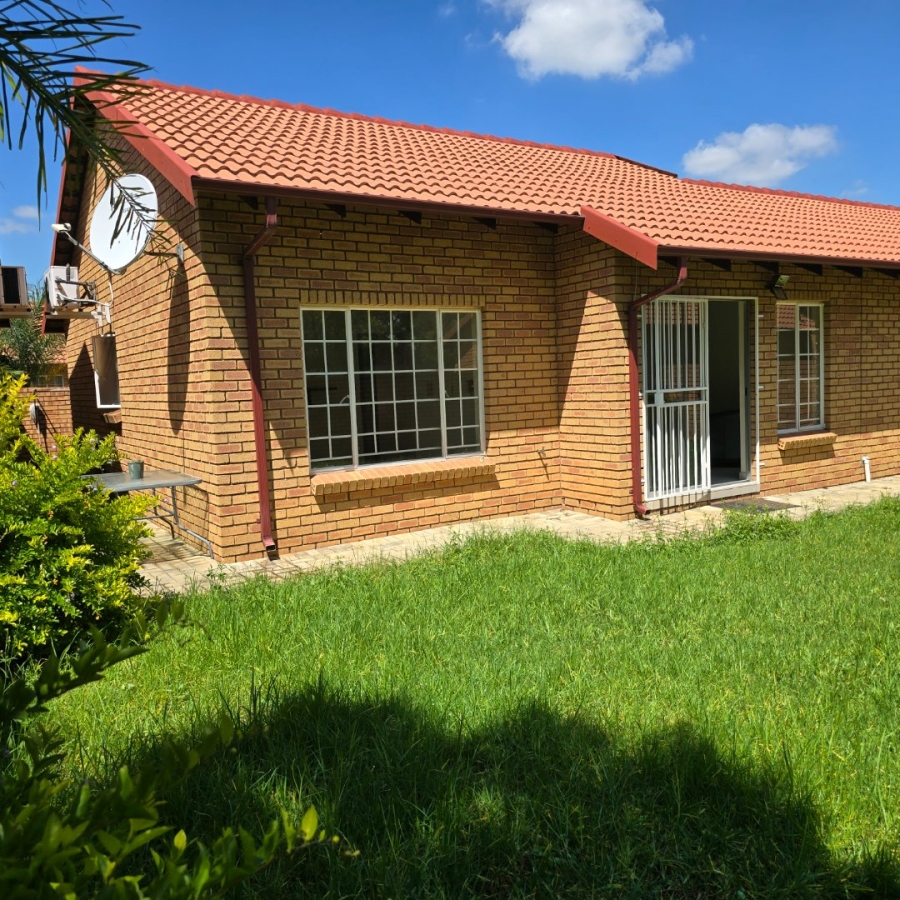 2 Bedroom Property for Sale in Equestria Gauteng
