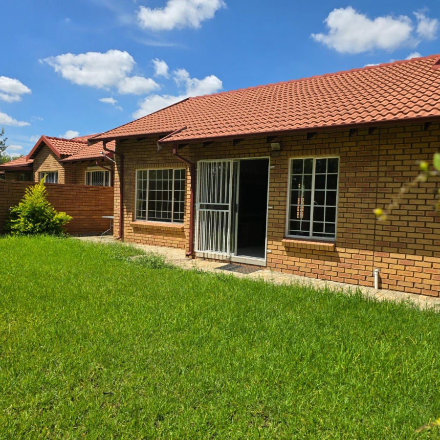 2 Bedroom Property for Sale in Equestria Gauteng