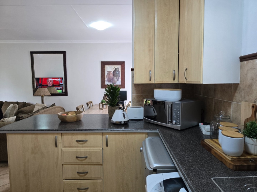 2 Bedroom Property for Sale in Equestria Gauteng