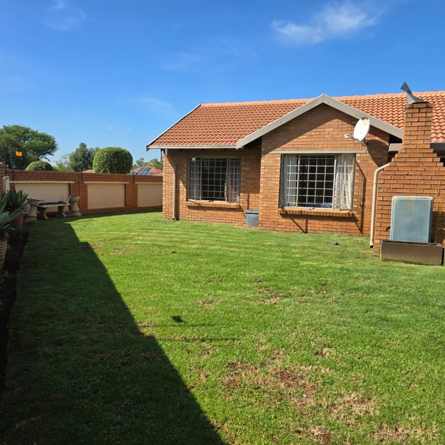 3 Bedroom Property for Sale in Willow Park Manor Gauteng