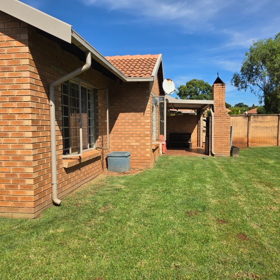3 Bedroom Property for Sale in Willow Park Manor Gauteng