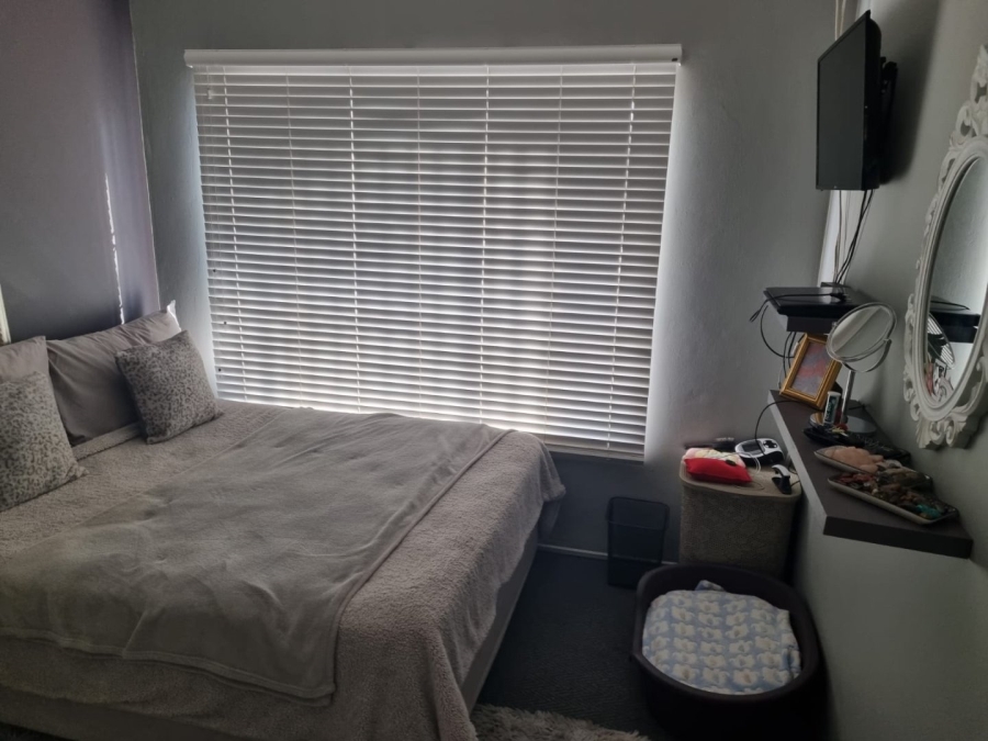 6 Bedroom Property for Sale in The Reeds Gauteng