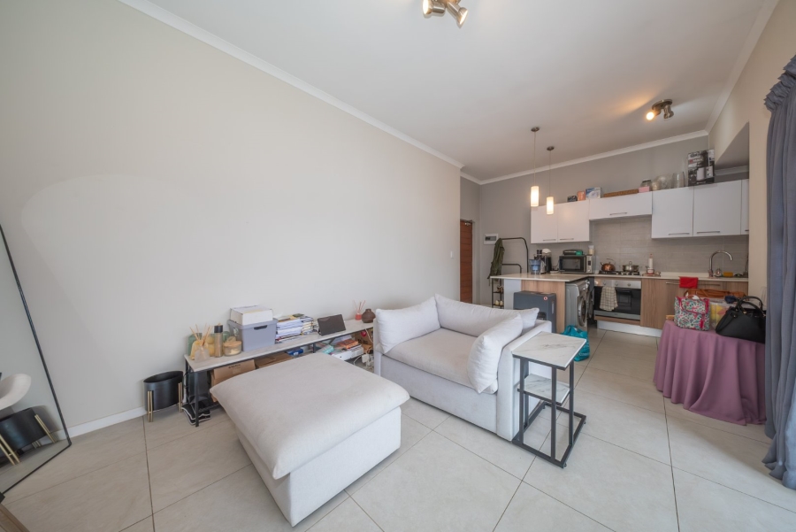 1 Bedroom Property for Sale in Modderfontein Gauteng