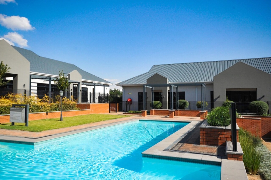 1 Bedroom Property for Sale in Modderfontein Gauteng