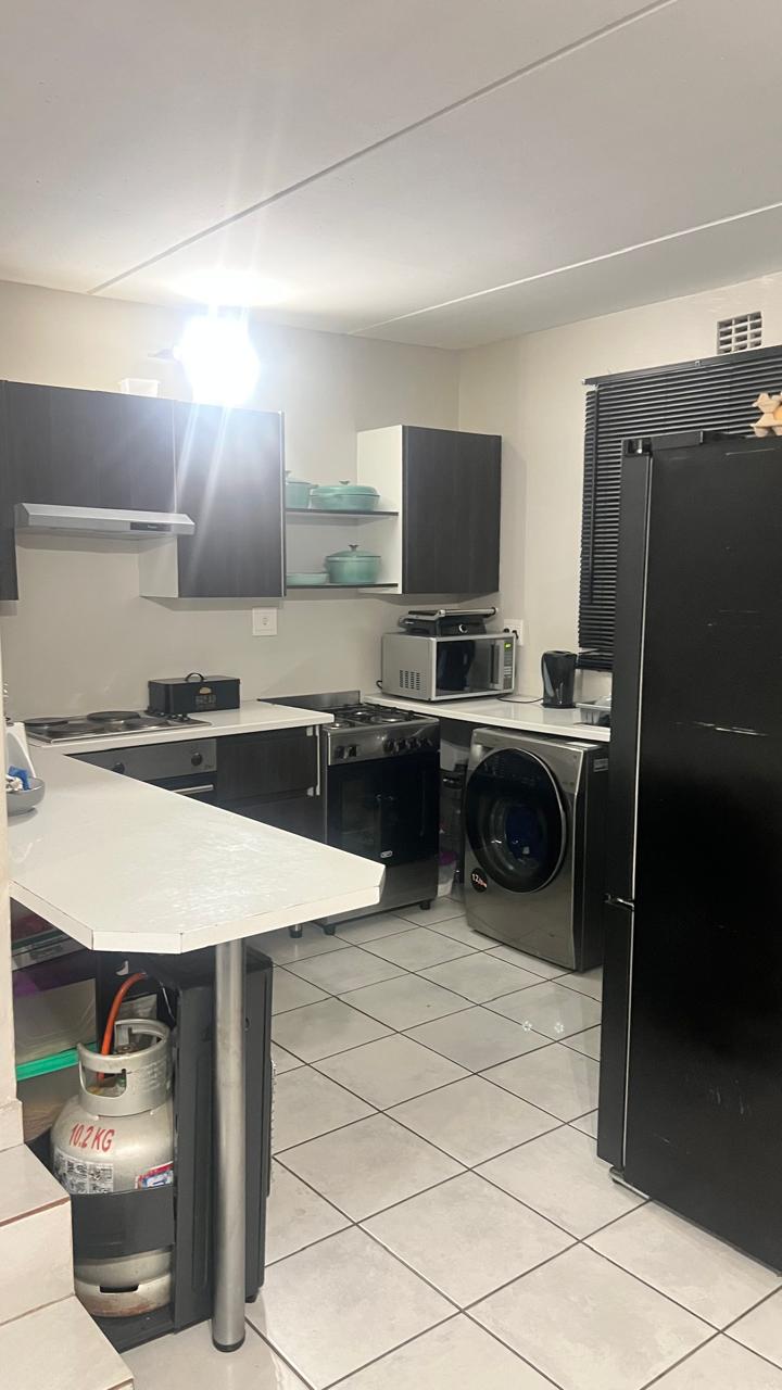 2 Bedroom Property for Sale in Crystal Park Gauteng