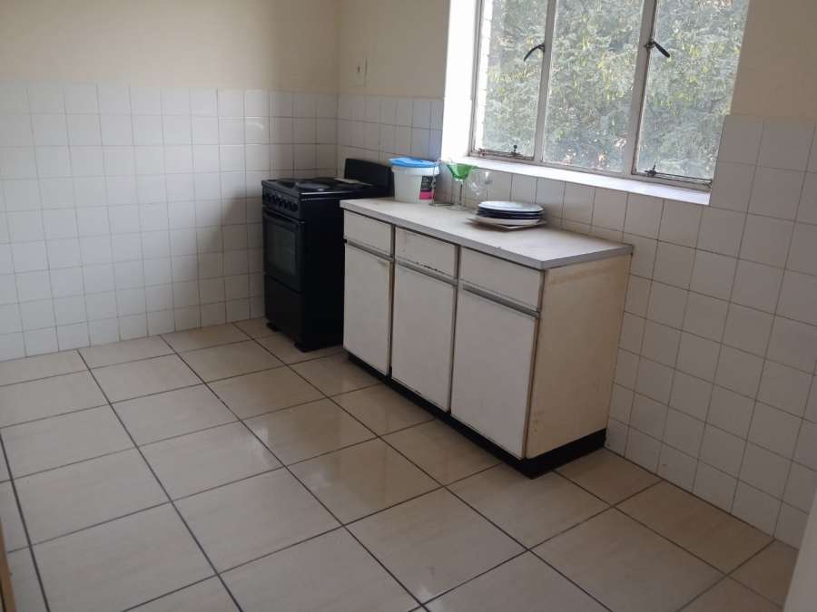 1 Bedroom Property for Sale in Bedfordview Gauteng