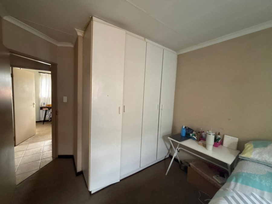 2 Bedroom Property for Sale in Birchleigh Gauteng