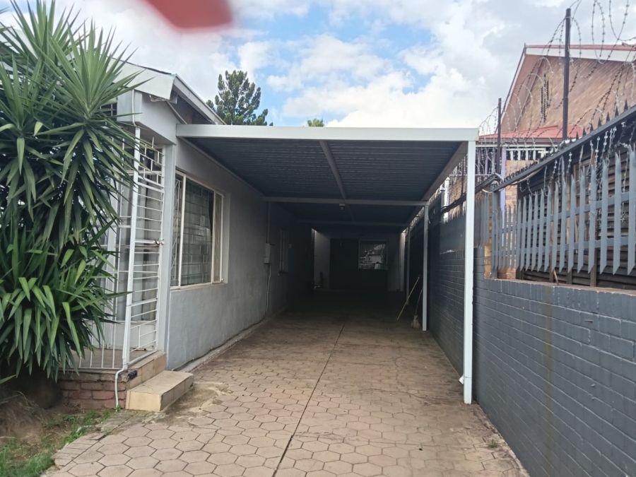 8 Bedroom Property for Sale in Pretoria West Gauteng