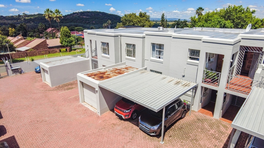 2 Bedroom Property for Sale in Glenvista Gauteng