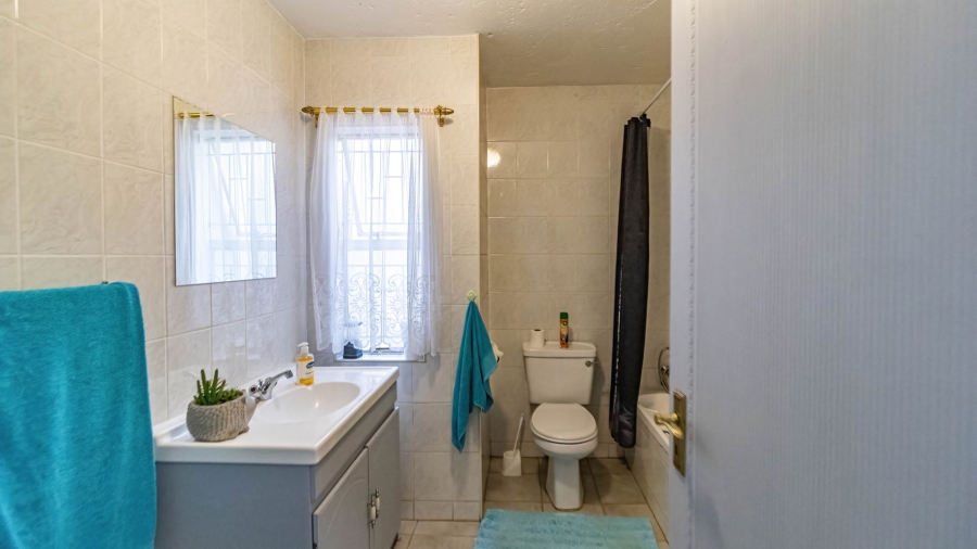 2 Bedroom Property for Sale in Glenvista Gauteng