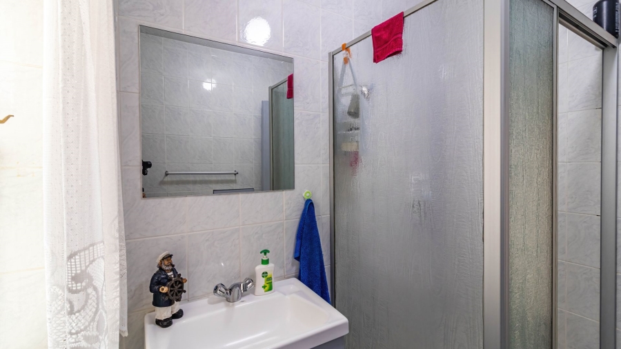 2 Bedroom Property for Sale in Glenvista Gauteng