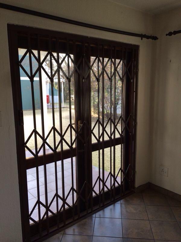 1 Bedroom Property for Sale in Lakefield Gauteng