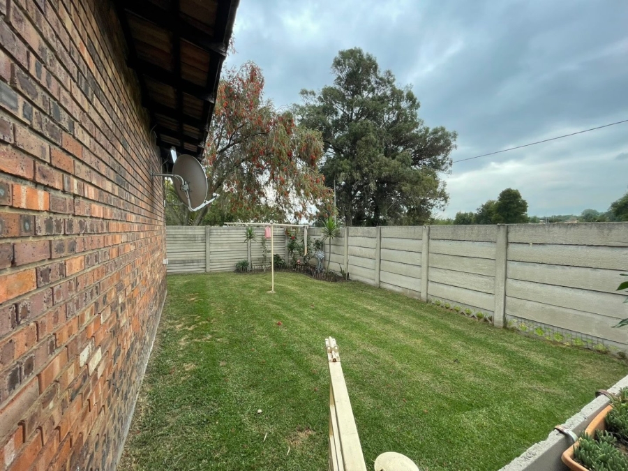 11 Bedroom Property for Sale in Noycedale Gauteng