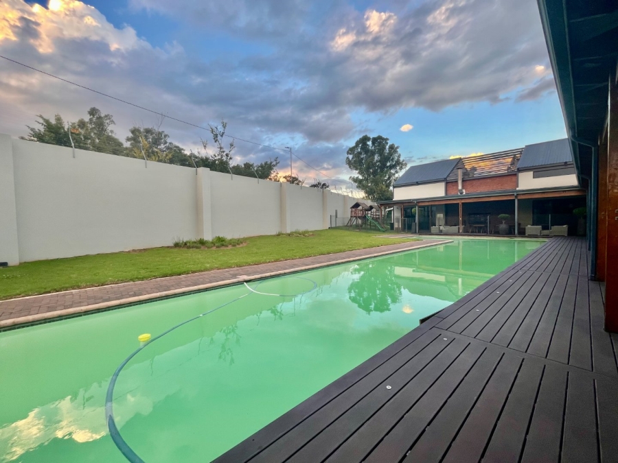 2 Bedroom Property for Sale in Carlswald Gauteng