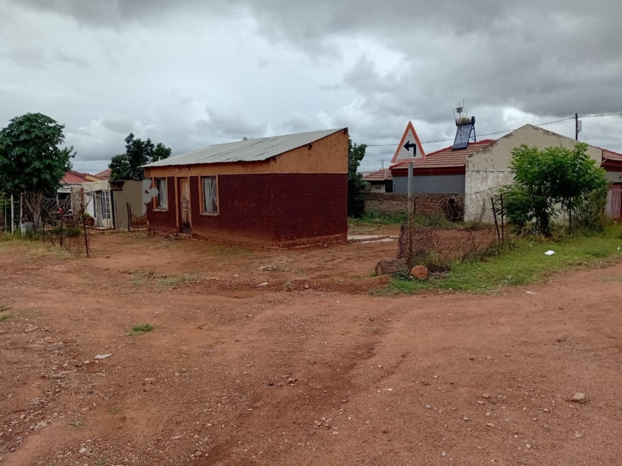 2 Bedroom Property for Sale in Soshanguve T Gauteng
