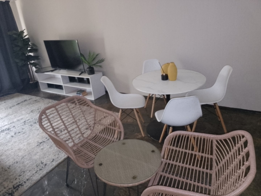 1 Bedroom Property for Sale in Windsor East Gauteng