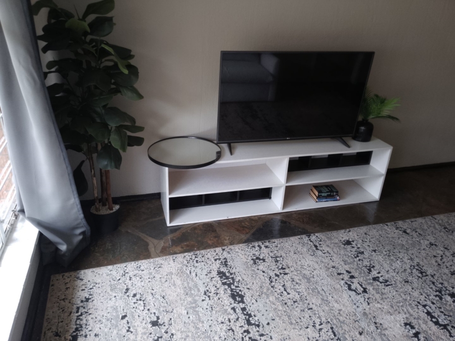 1 Bedroom Property for Sale in Windsor East Gauteng