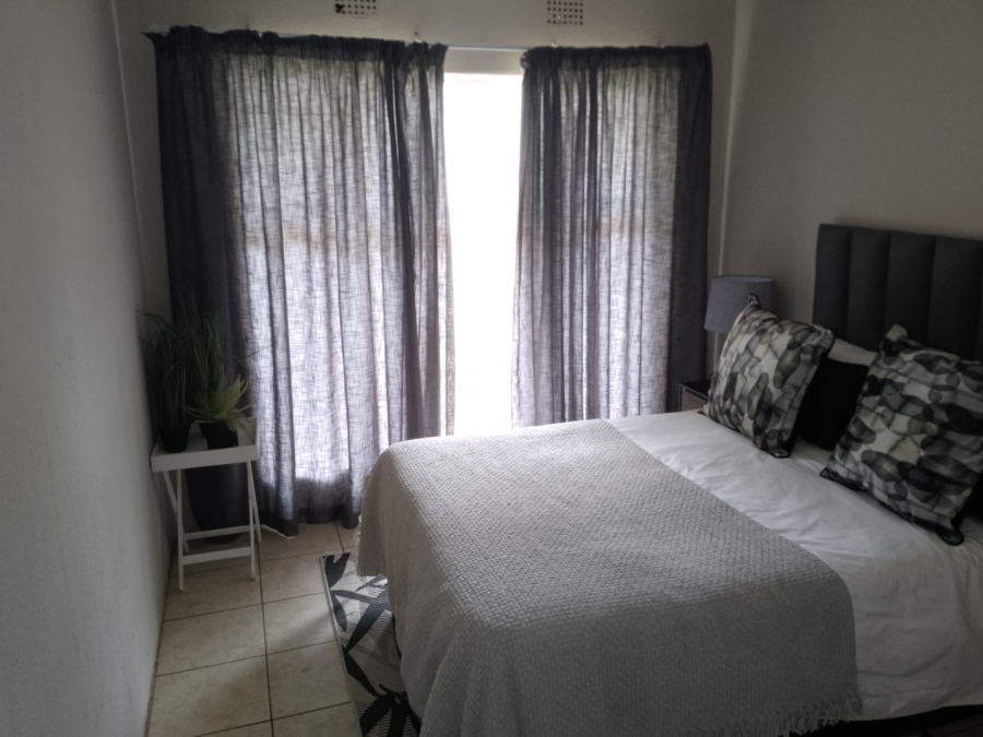 1 Bedroom Property for Sale in Windsor East Gauteng