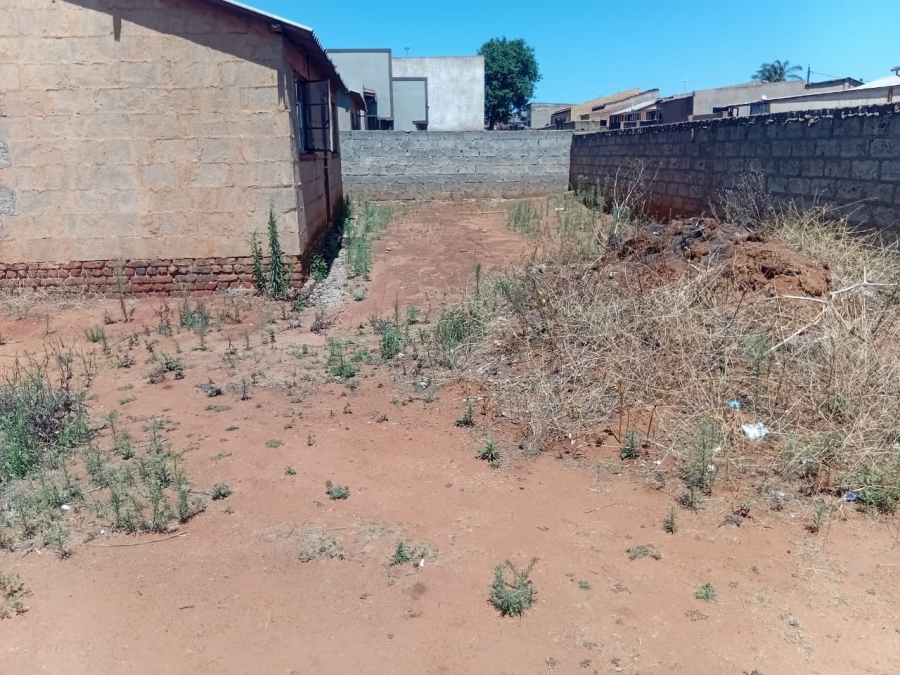 2 Bedroom Property for Sale in Tembisa Central Gauteng