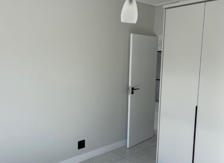 To Let 2 Bedroom Property for Rent in Crowthorne AH Gauteng