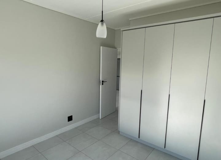 To Let 2 Bedroom Property for Rent in Crowthorne AH Gauteng