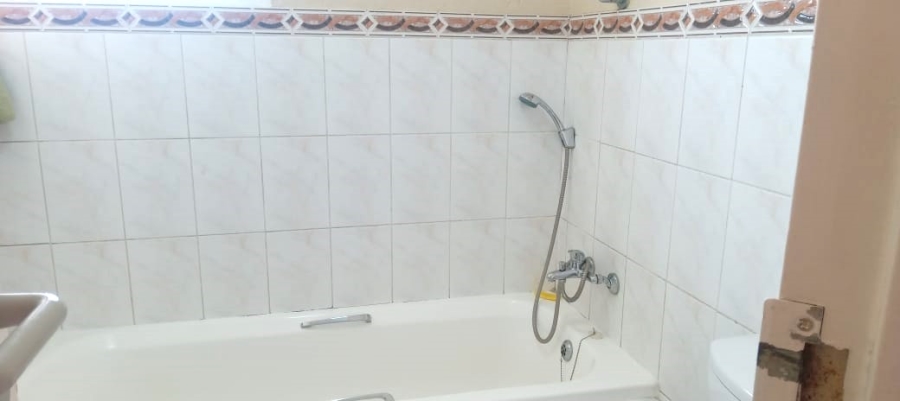 2 Bedroom Property for Sale in Winchester Hills Gauteng