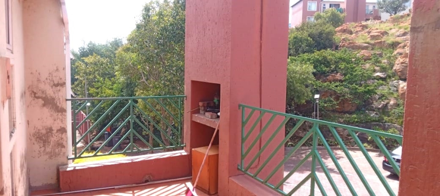 2 Bedroom Property for Sale in Winchester Hills Gauteng